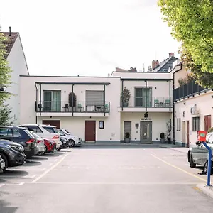 Couette-café Pod Vrbo, Ljubljana